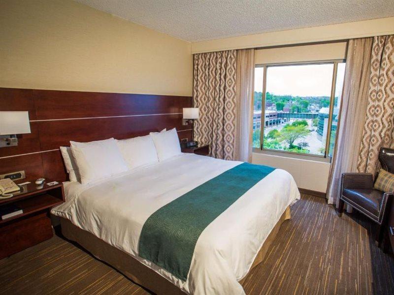 Готель Wyndham Moline On John Deere Commons Екстер'єр фото