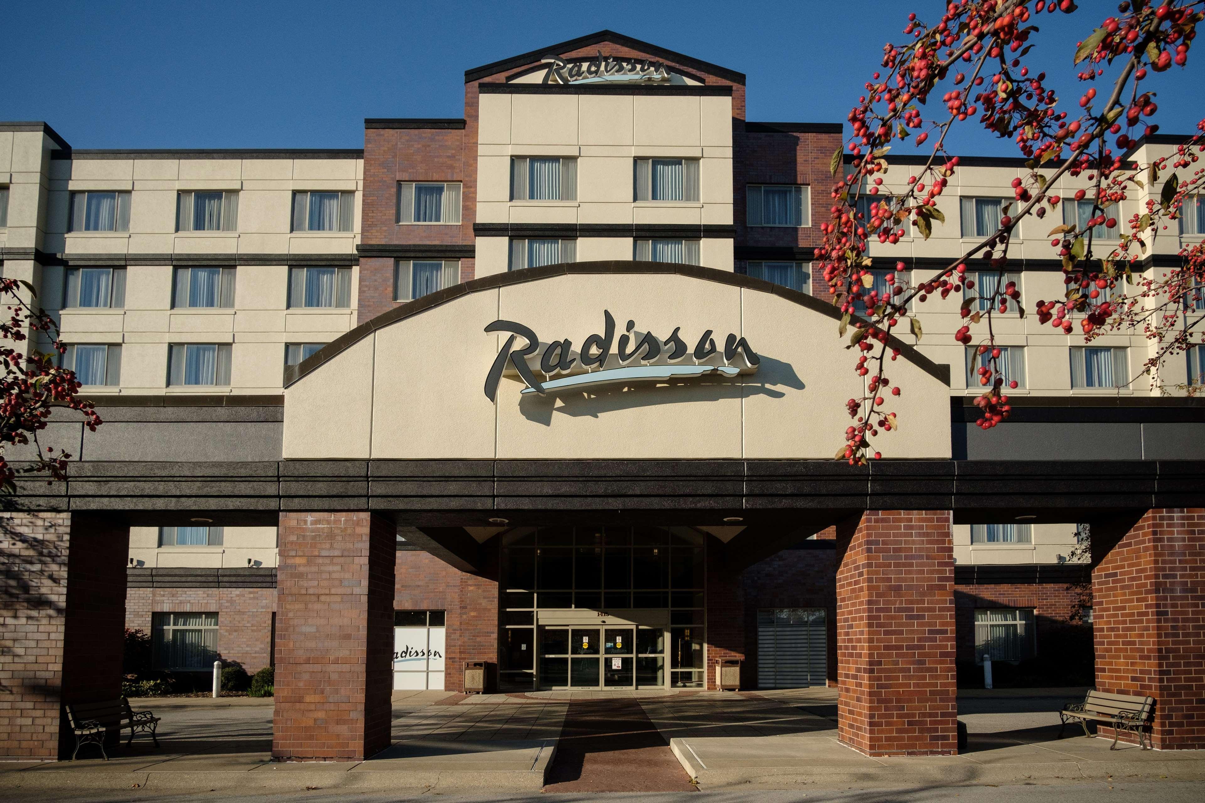 Готель Wyndham Moline On John Deere Commons Екстер'єр фото