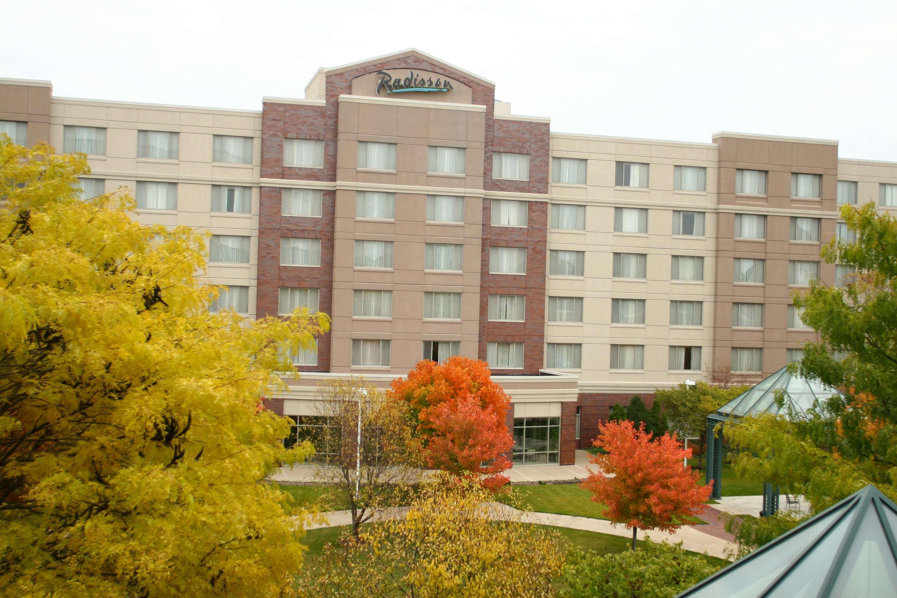 Готель Wyndham Moline On John Deere Commons Екстер'єр фото
