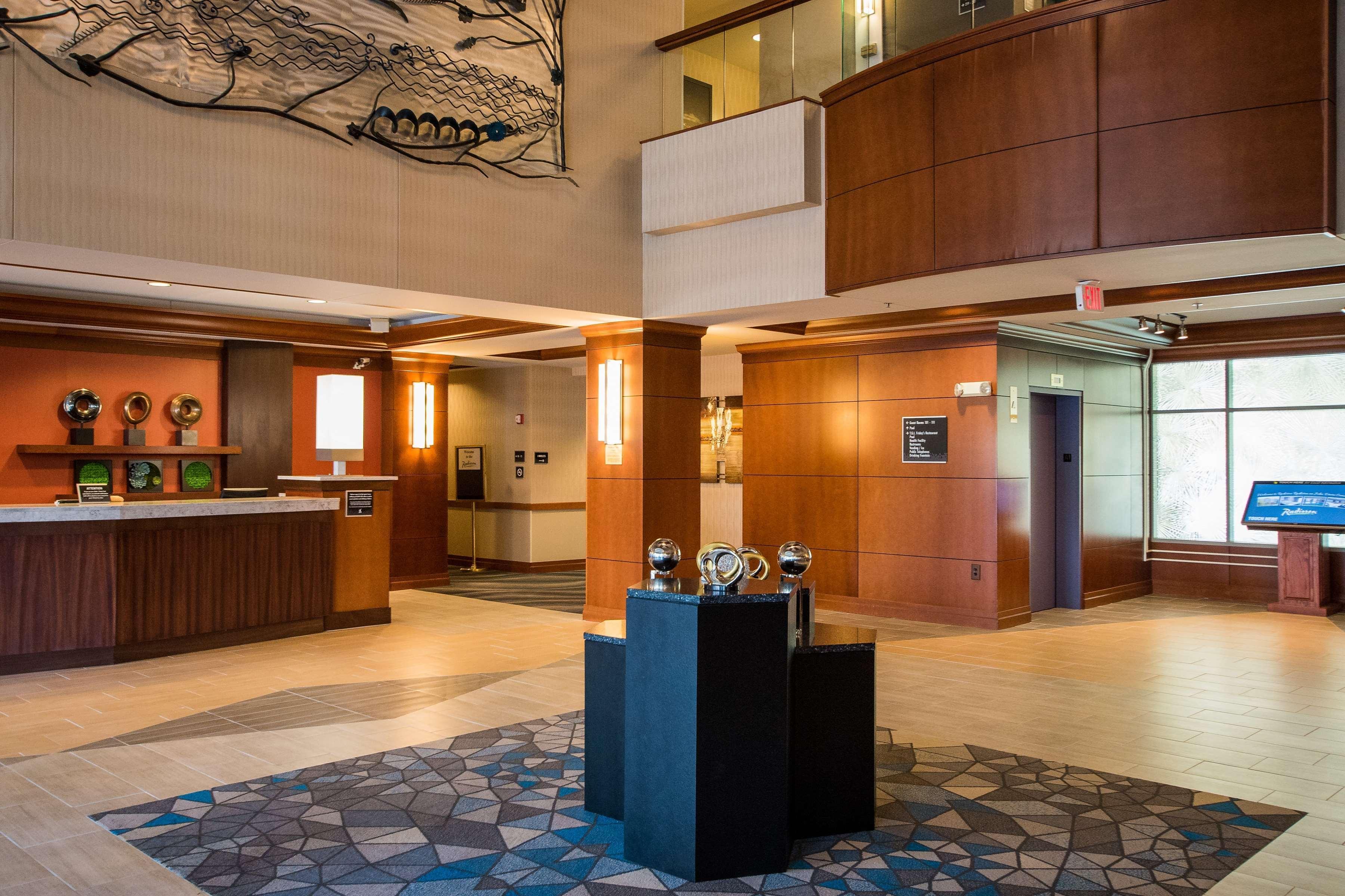 Готель Wyndham Moline On John Deere Commons Екстер'єр фото