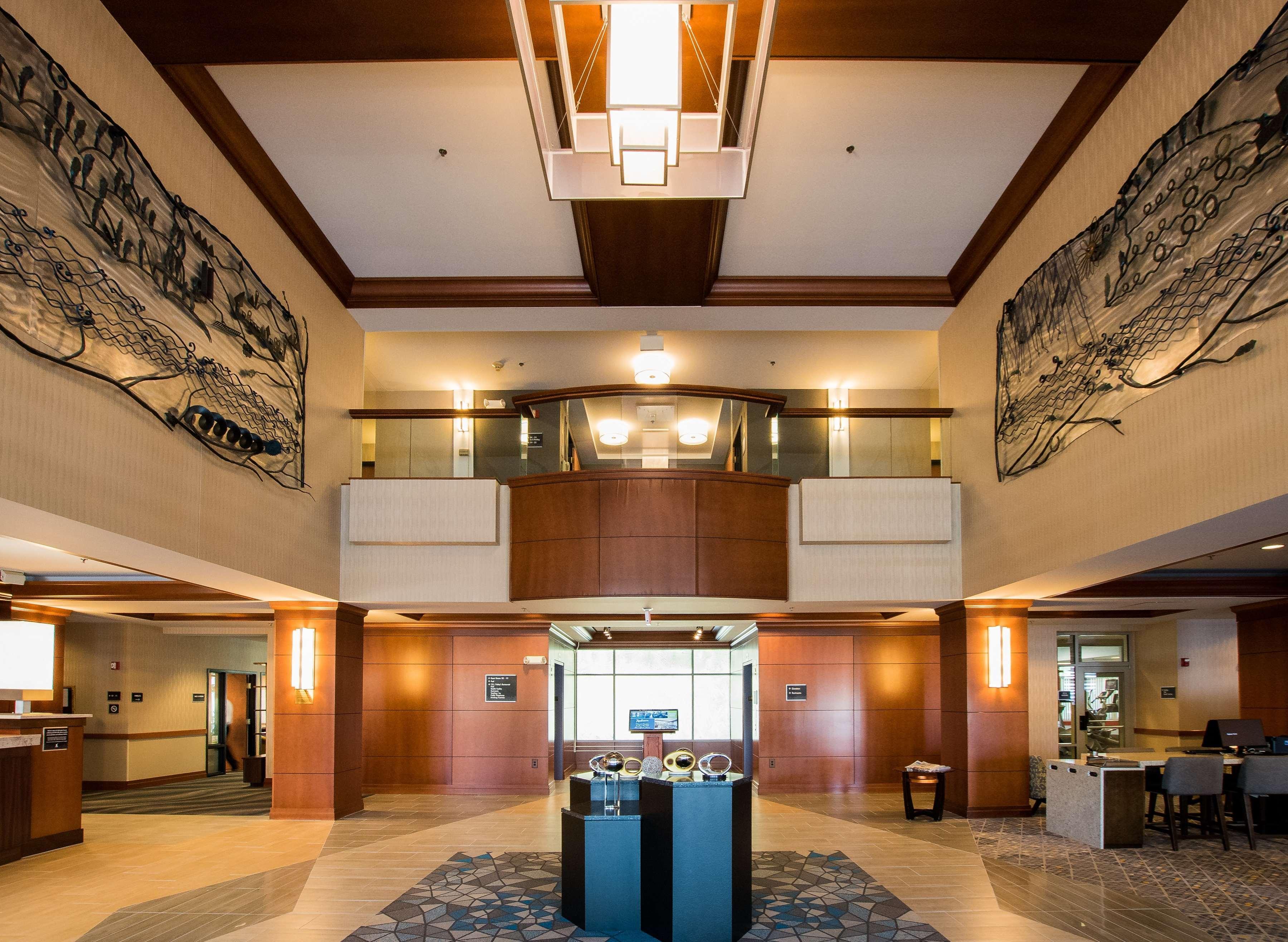 Готель Wyndham Moline On John Deere Commons Екстер'єр фото